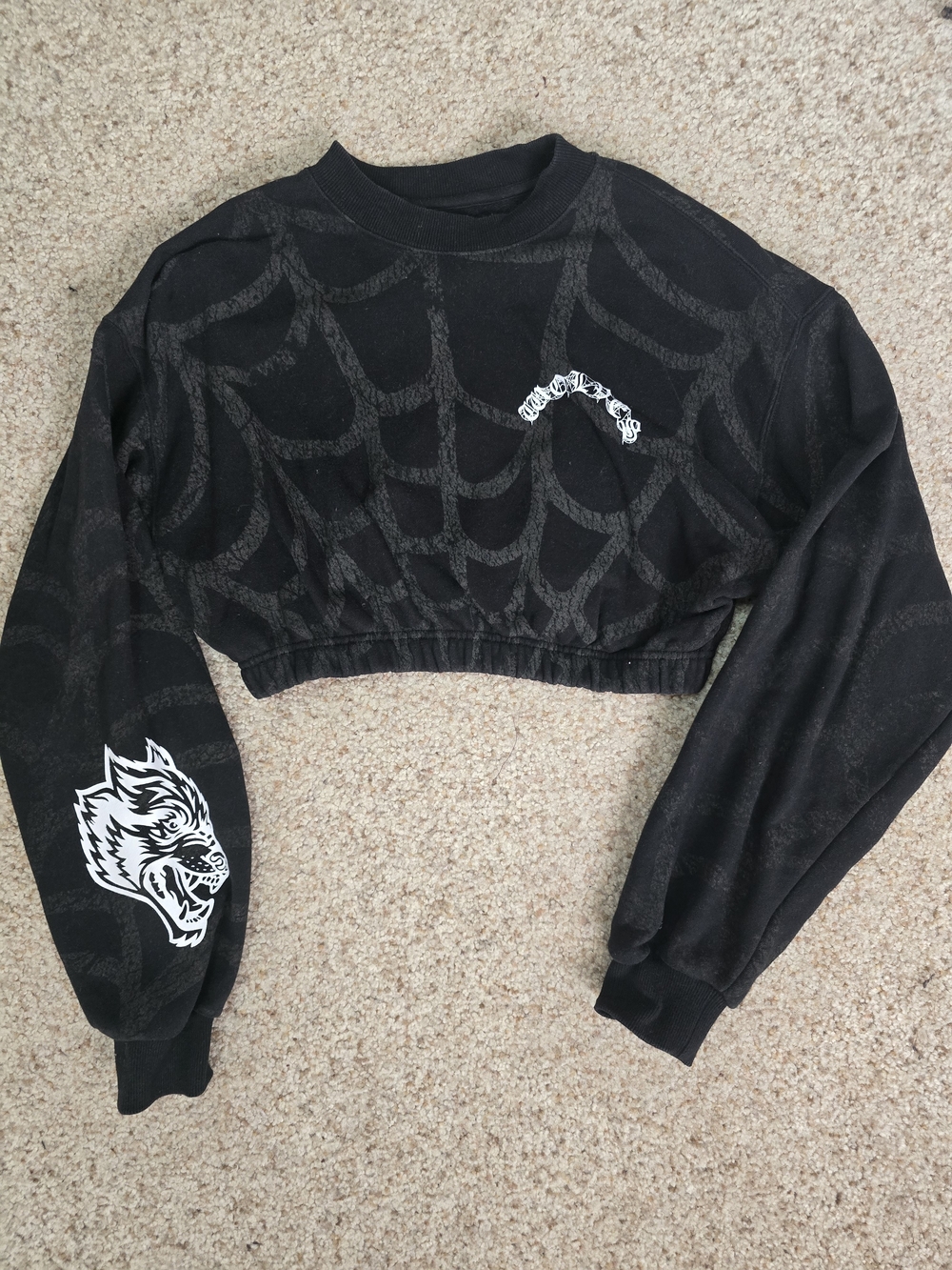 Darc Sport She Symbiote Web Cropped Crewneck Sweatshirt - Black, size Medium